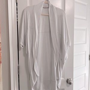 Cream athleta oversized sweater